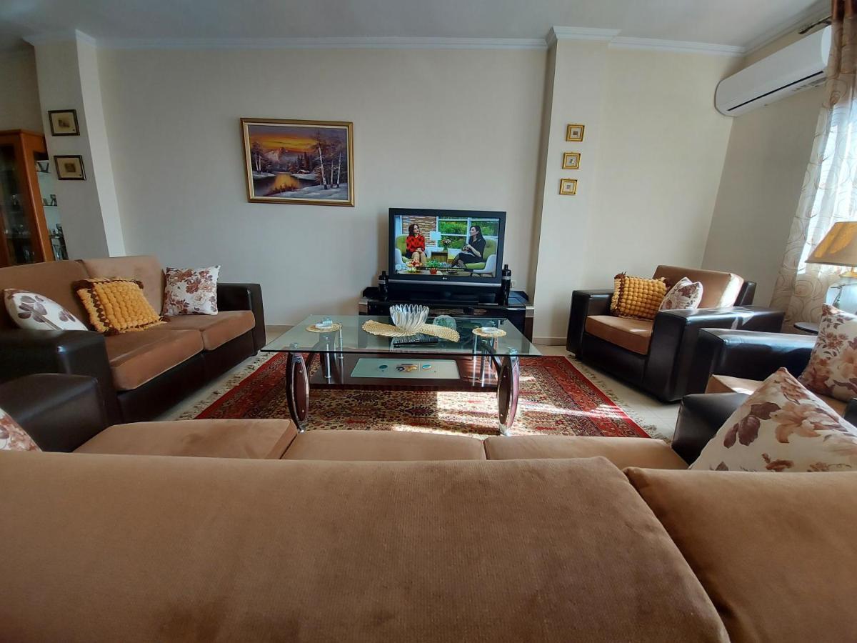 Geni Apartment Korce Buitenkant foto