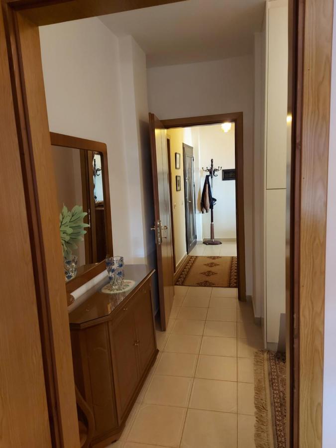 Geni Apartment Korce Buitenkant foto