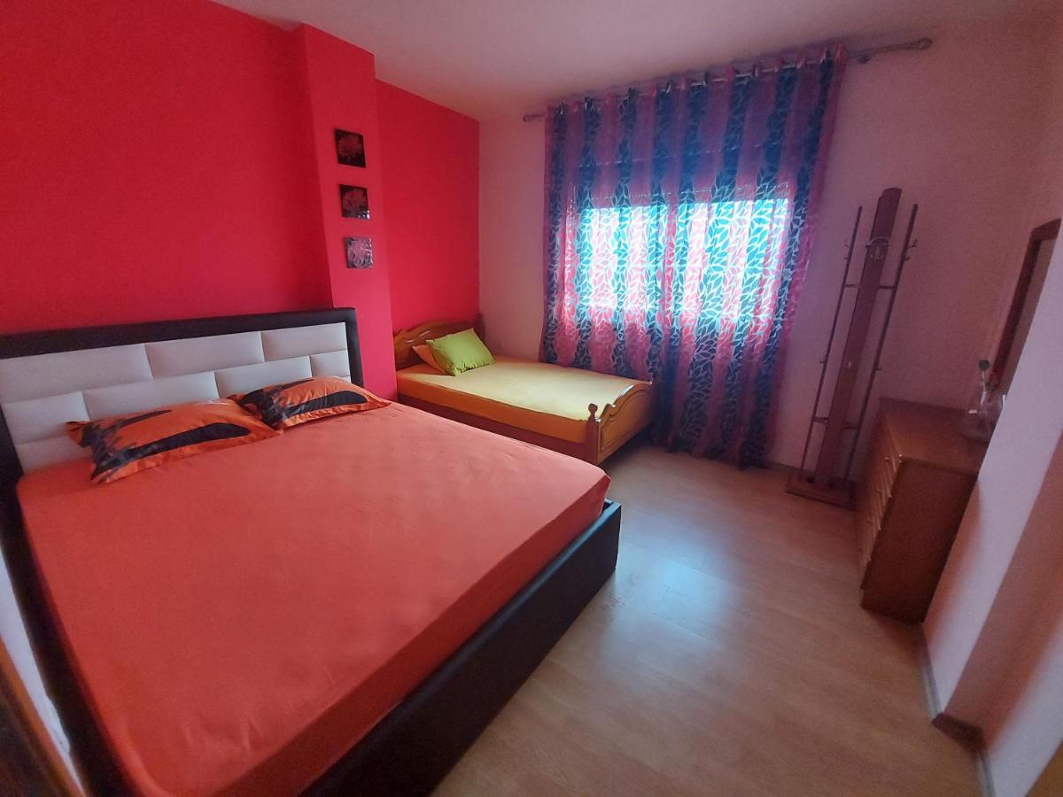 Geni Apartment Korce Buitenkant foto