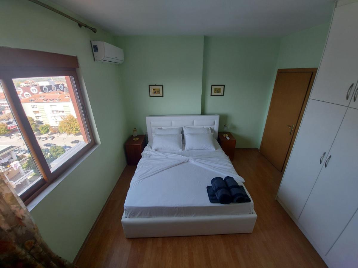 Geni Apartment Korce Buitenkant foto